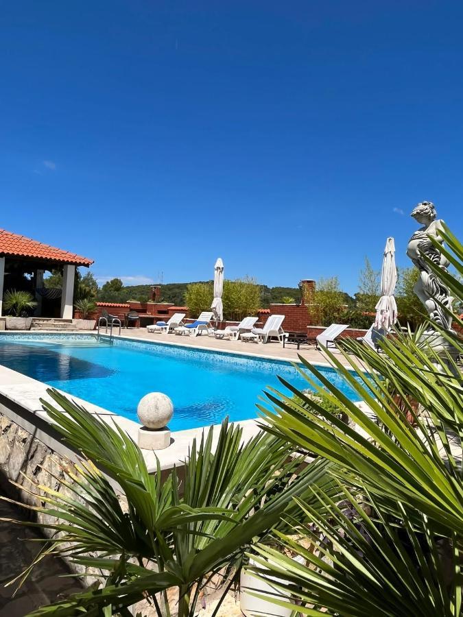 شقة Gorana Apartman With Swimming Pool ييلسا المظهر الخارجي الصورة
