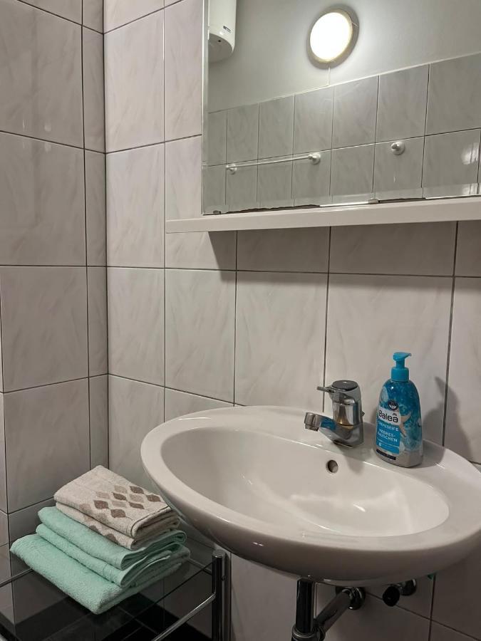 شقة Gorana Apartman With Swimming Pool ييلسا المظهر الخارجي الصورة